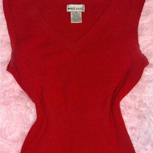 Wet Seal Scarlet Knit Top